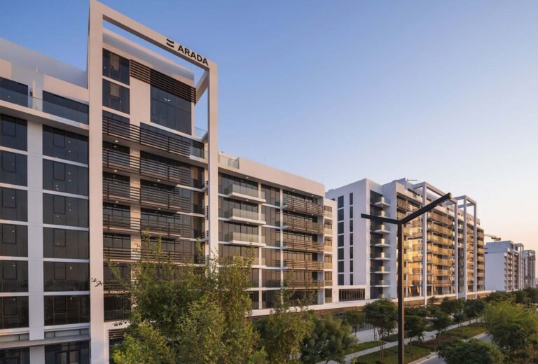 Arada-Misk Buildings